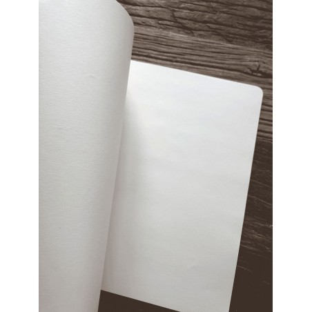 Carnet notes grand format intérieur pour dessin 
